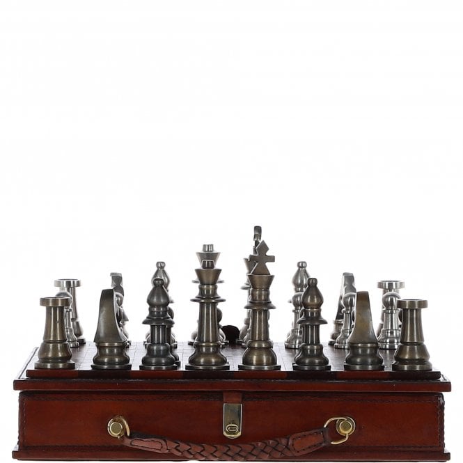 Ashwood Hand Finished Luxury Leather Chess Set Chestnut: LF-117