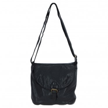 Tablet Friendly Medium Vintage Leather Bag Black: D-91